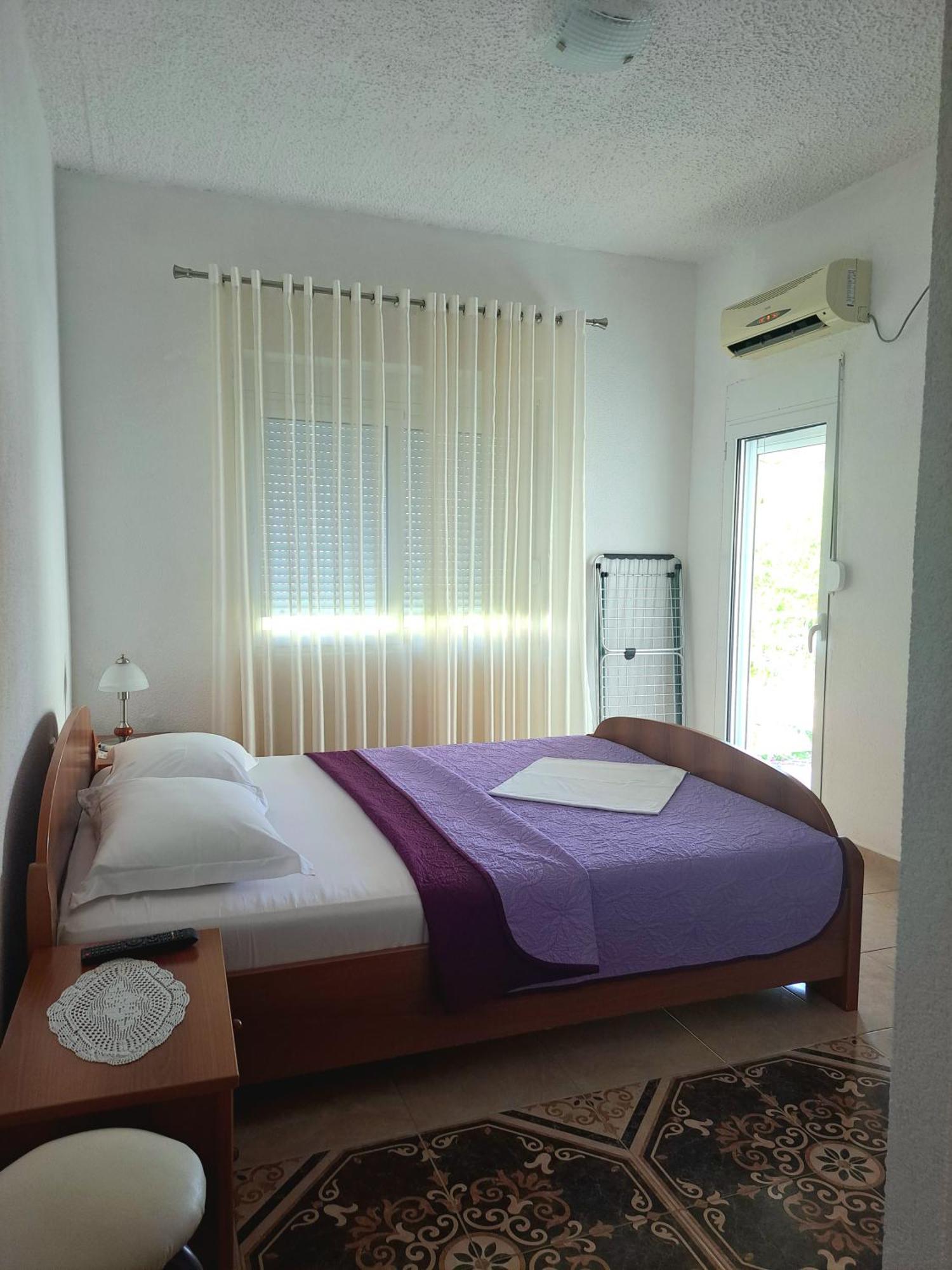 Hotel Vila Adriatik Ulcinj Habitación foto