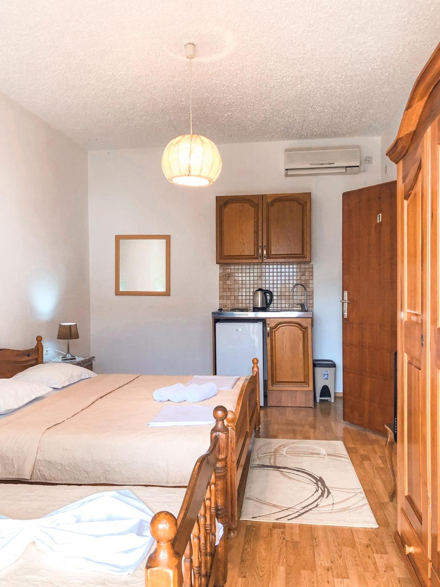 Vila Adriatik Ulcinj Habitación foto